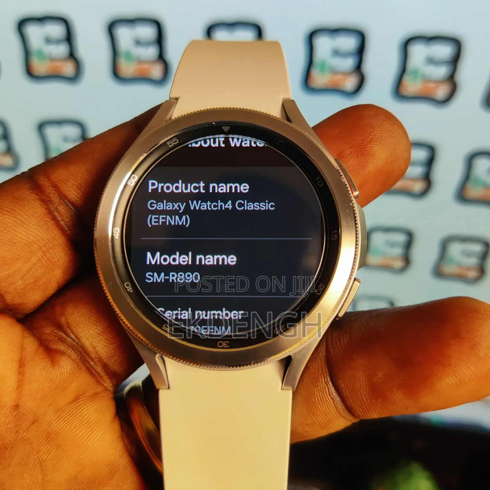 Samsung Galaxy Watch 4 Classic 46mm Silver + Case and Screen Protector