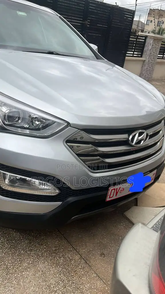 Hyundai Santa Fe Limited FWD 2016 Silver