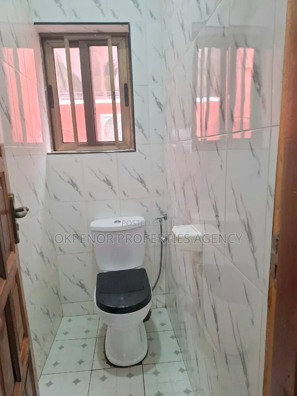 4Room Office for Rent at Spintex