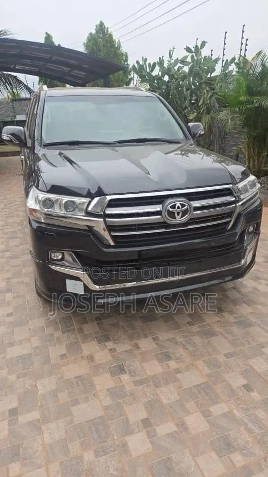 Toyota Land Cruiser 4.5 V8 VXR 2020 Black