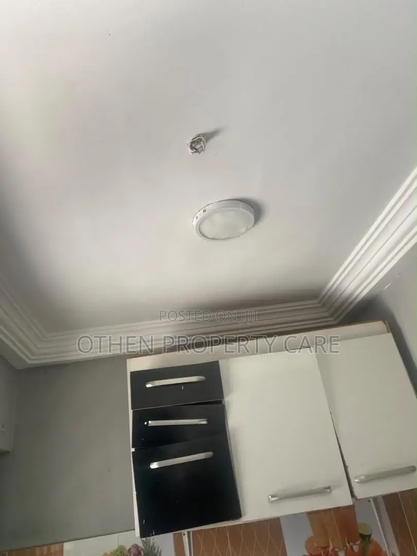 1bdrm Apartment in Othen Property Care, Tesano for rent