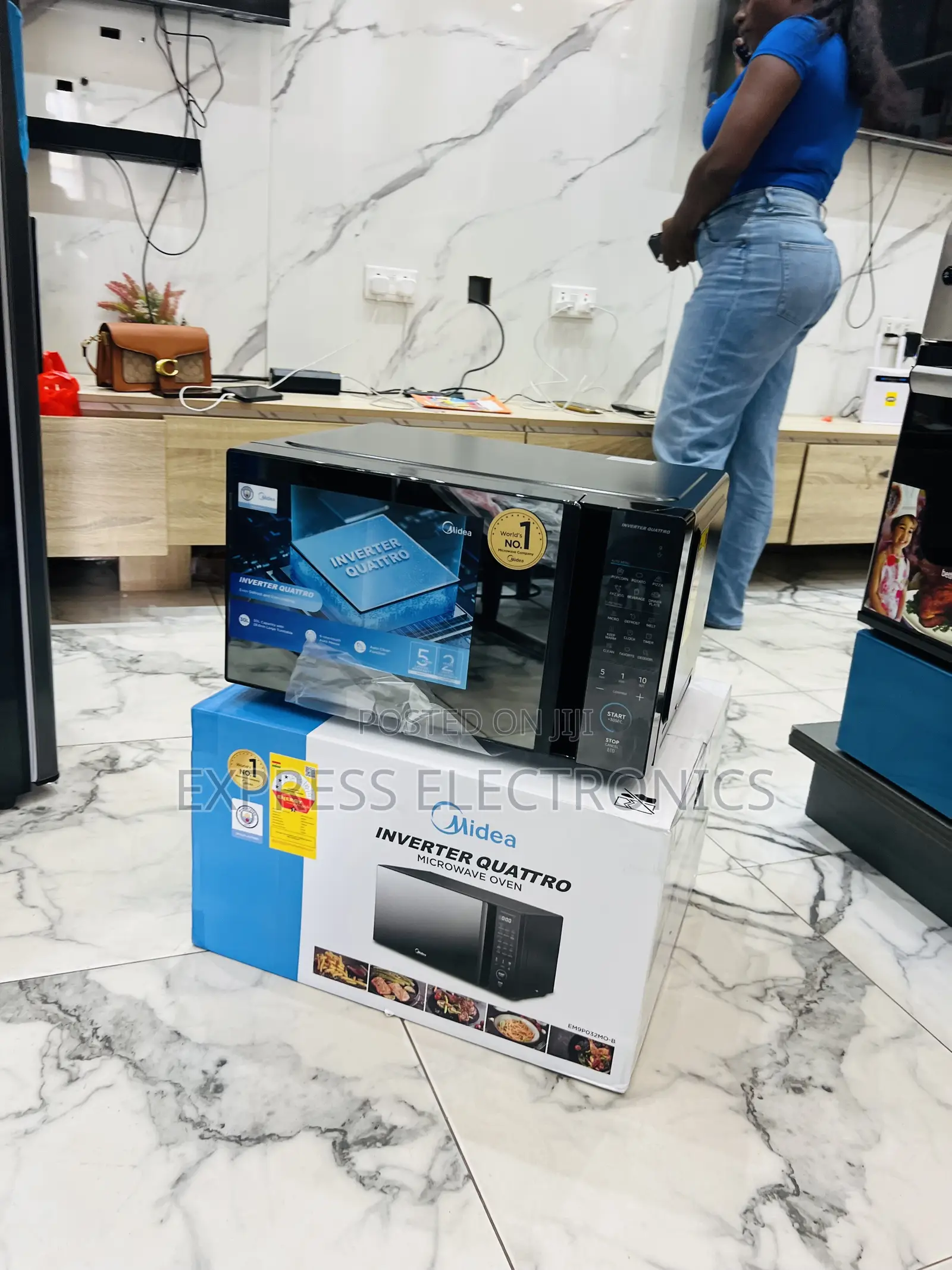 Best Buy for Less Midea 30L Solo Microwave EM9P032MO-B)900W Countertop