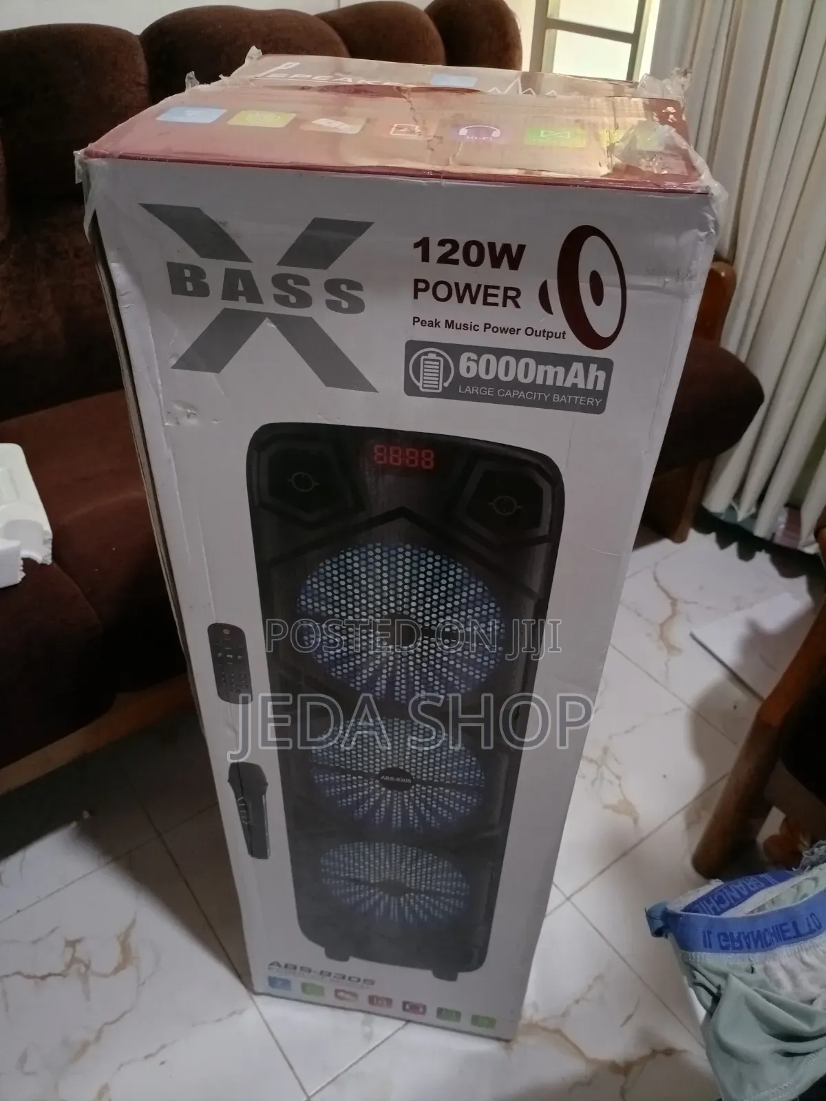Bluetooth Speaker With Cordless Mic