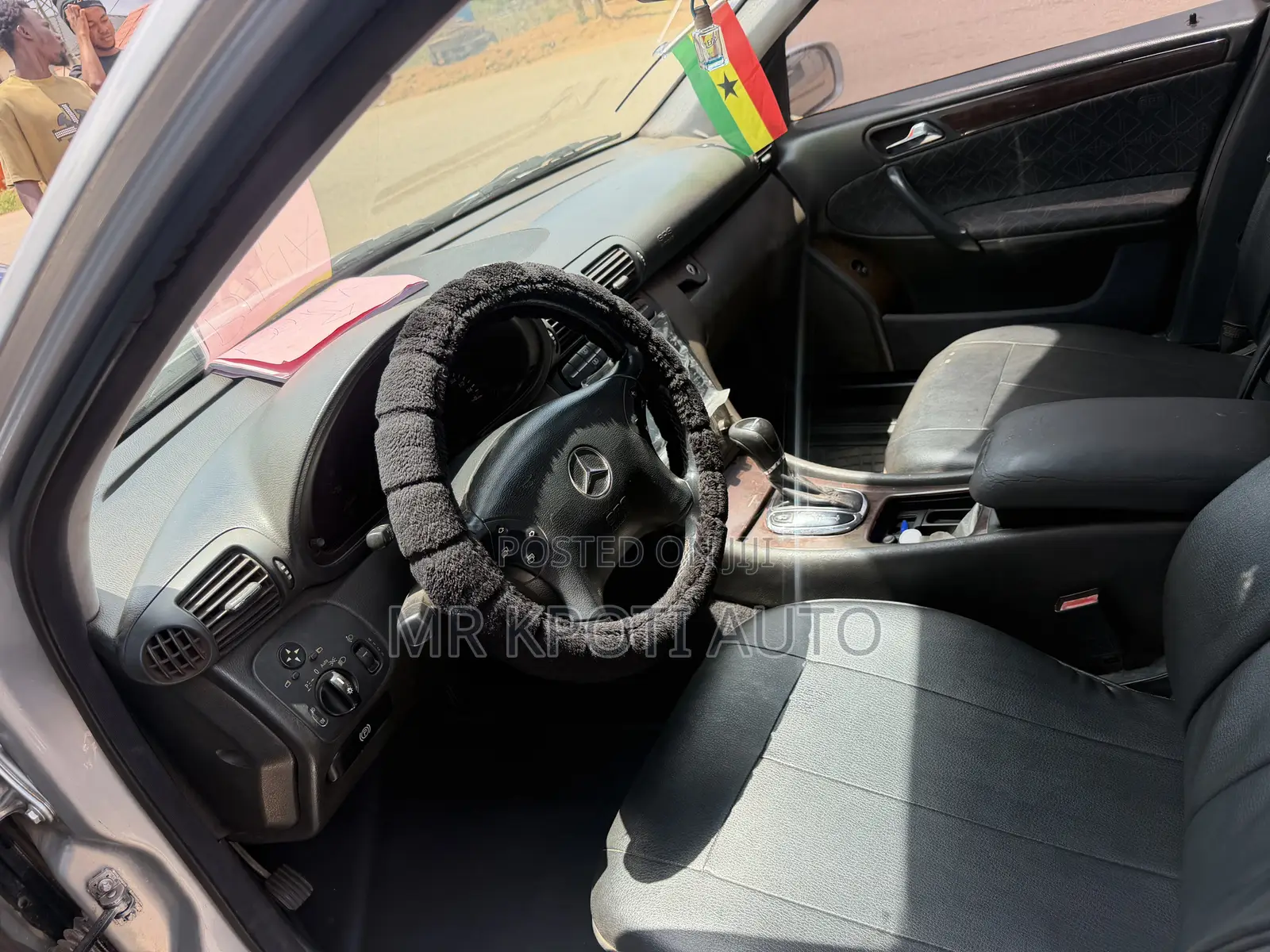 Mercedes-Benz C230 2011 Gray