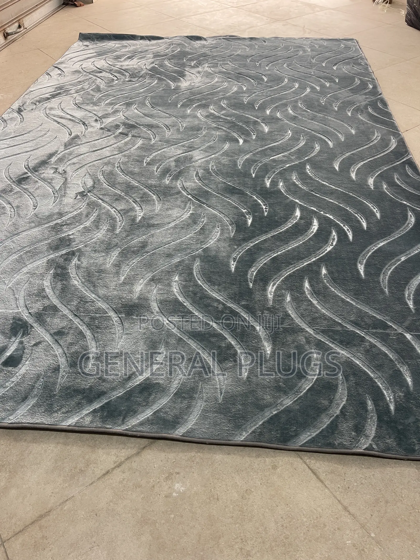 Exquisite Finish ,Exceptional Comfort :Bigsize Fluffy Carpets 200x300c