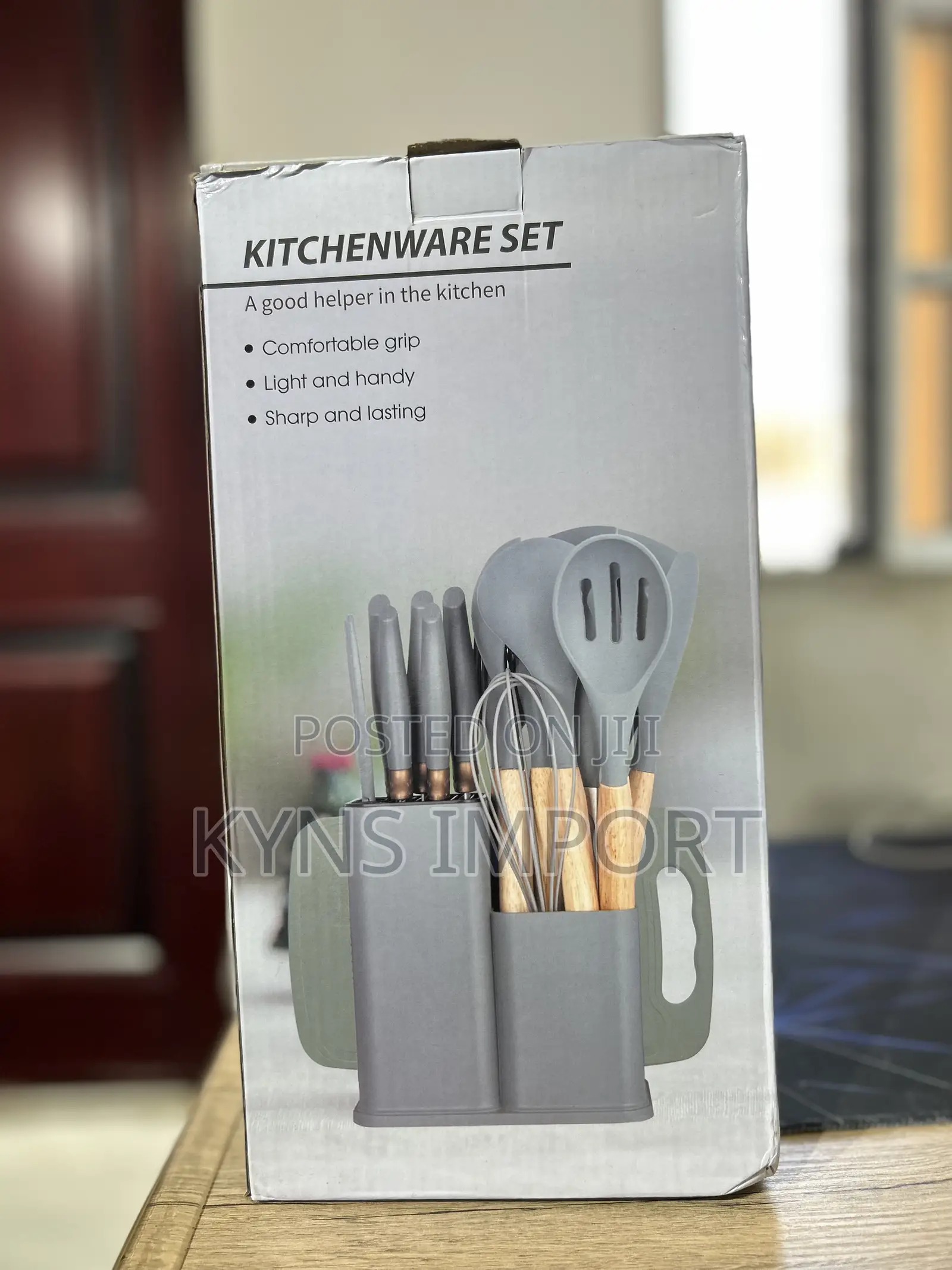 19 Kitchenware Set