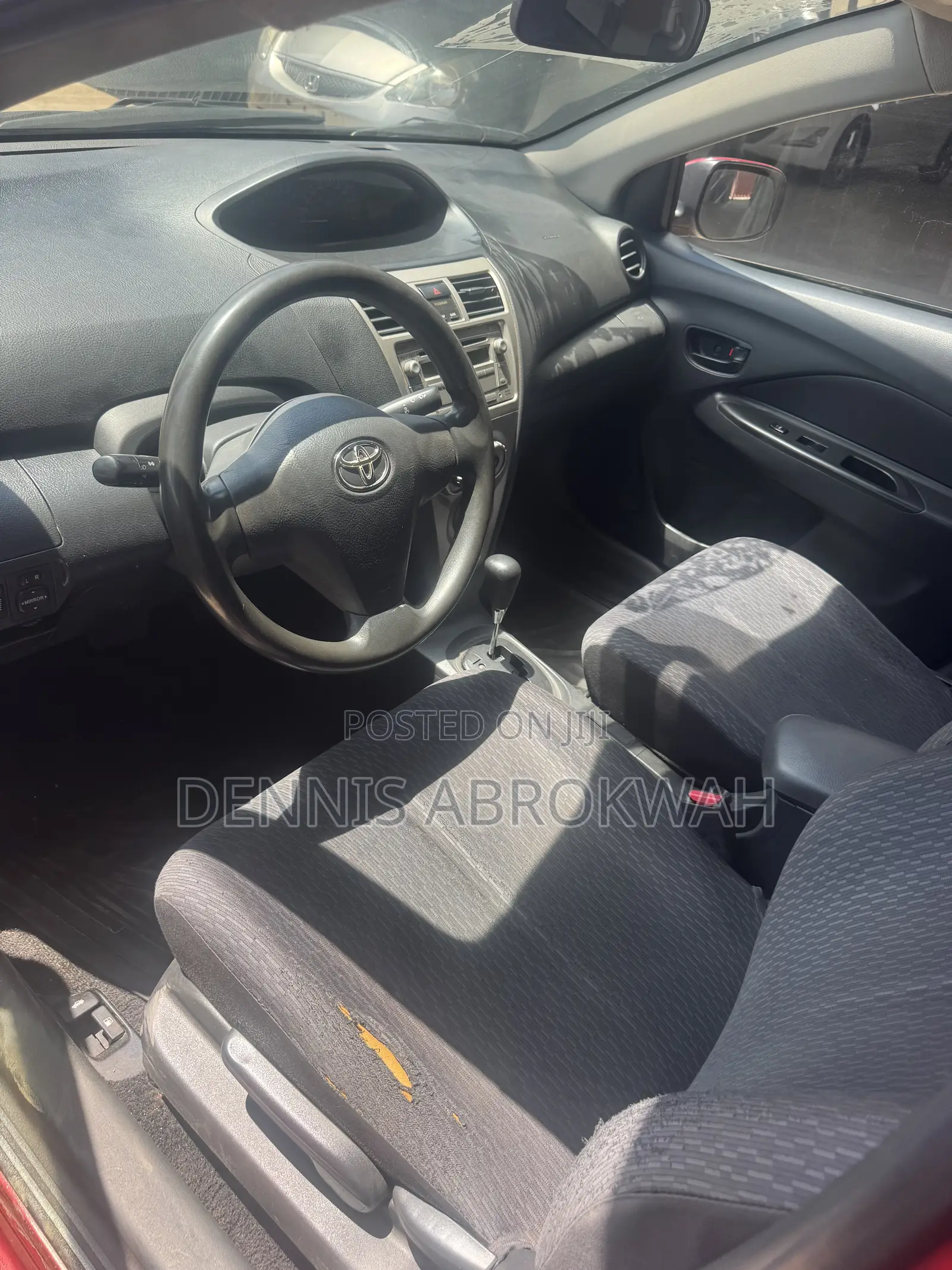 Toyota Yaris 1.5 Automatic 2009 Red
