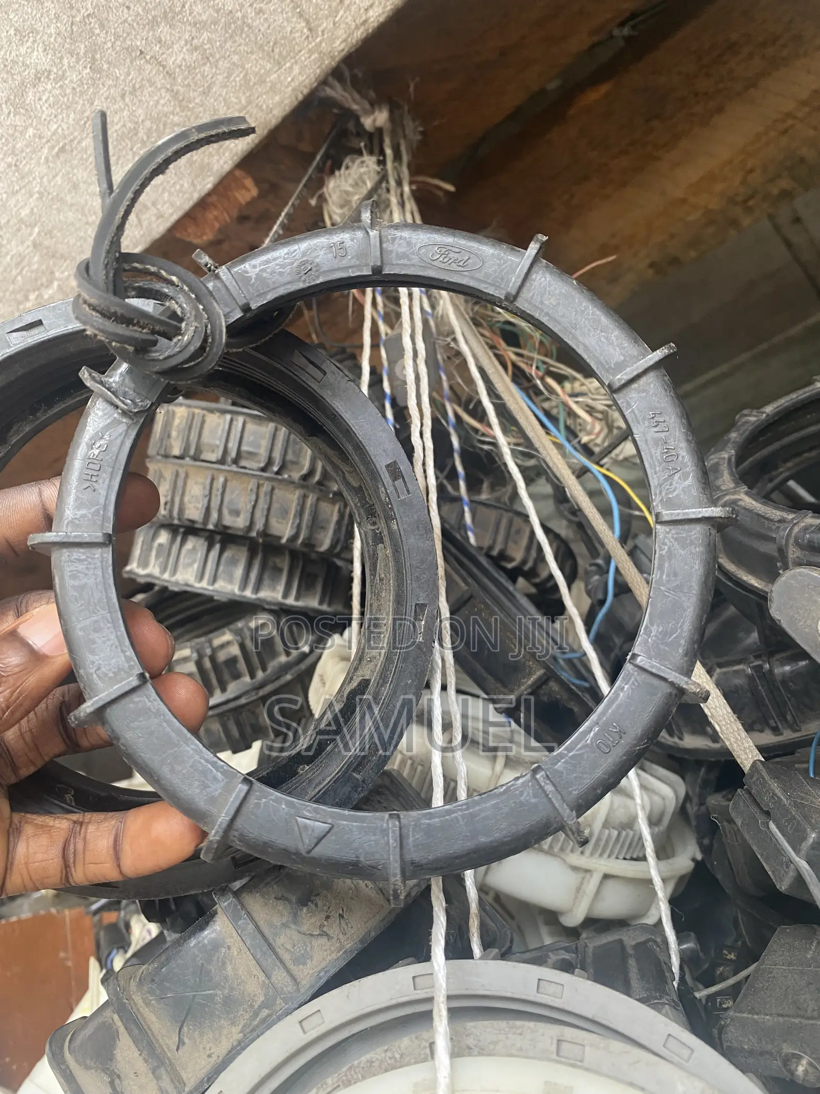 Toyota Vitz Fuel Pump Cover