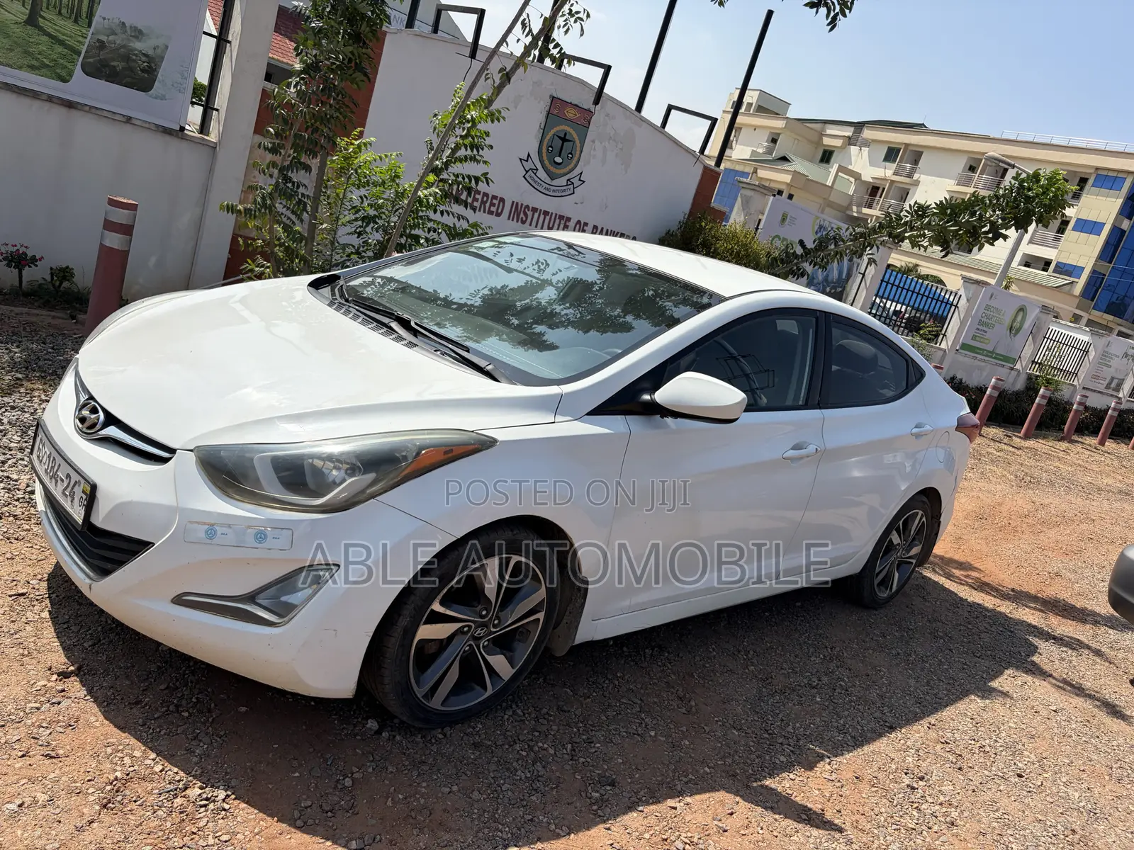 Hyundai Elantra SE 4dr Sedan (1.8L 4cyl 6A) 2014 White