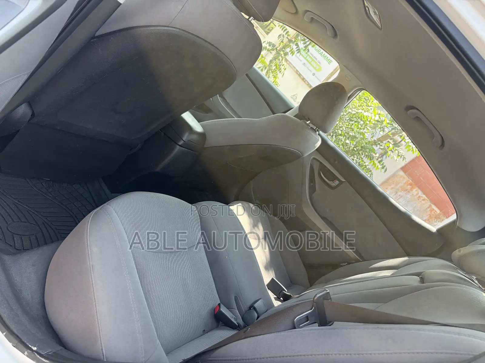 Hyundai Elantra SE 4dr Sedan (1.8L 4cyl 6A) 2014 White