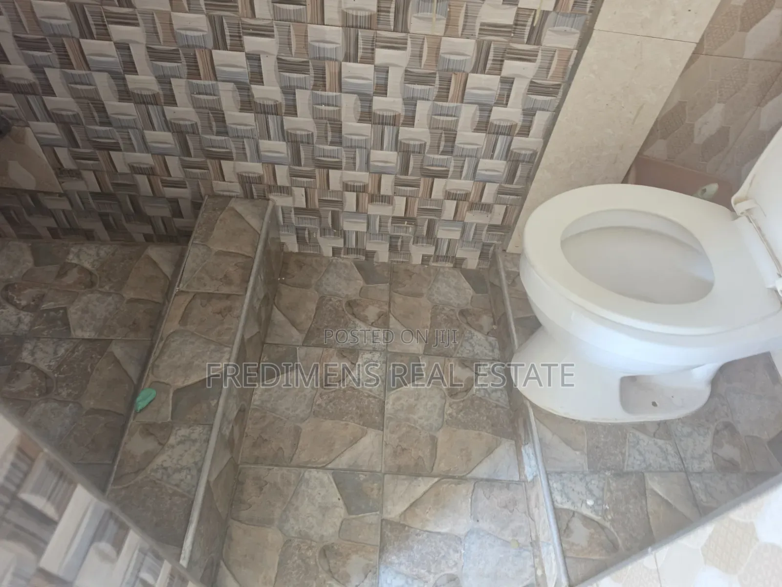 Mini Flat in Fredimens Real, Afigya-Kwabre for rent