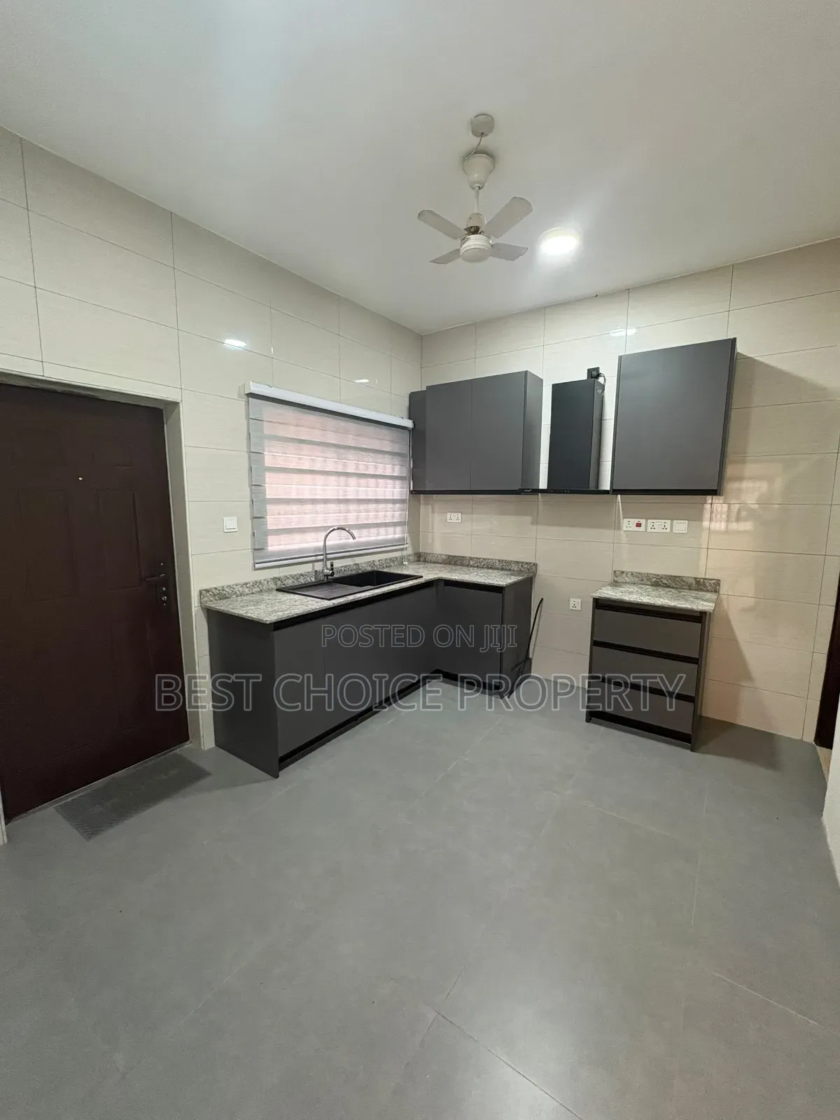 3bdrm House in Adjiriganor, A&C Mall Area for rent