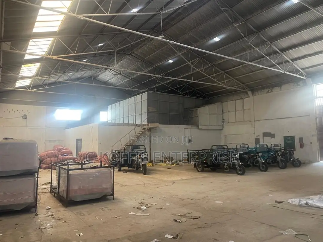 750 SQM Warehouse + 3bedrooms HRS at North Kaneshie Industrial Area