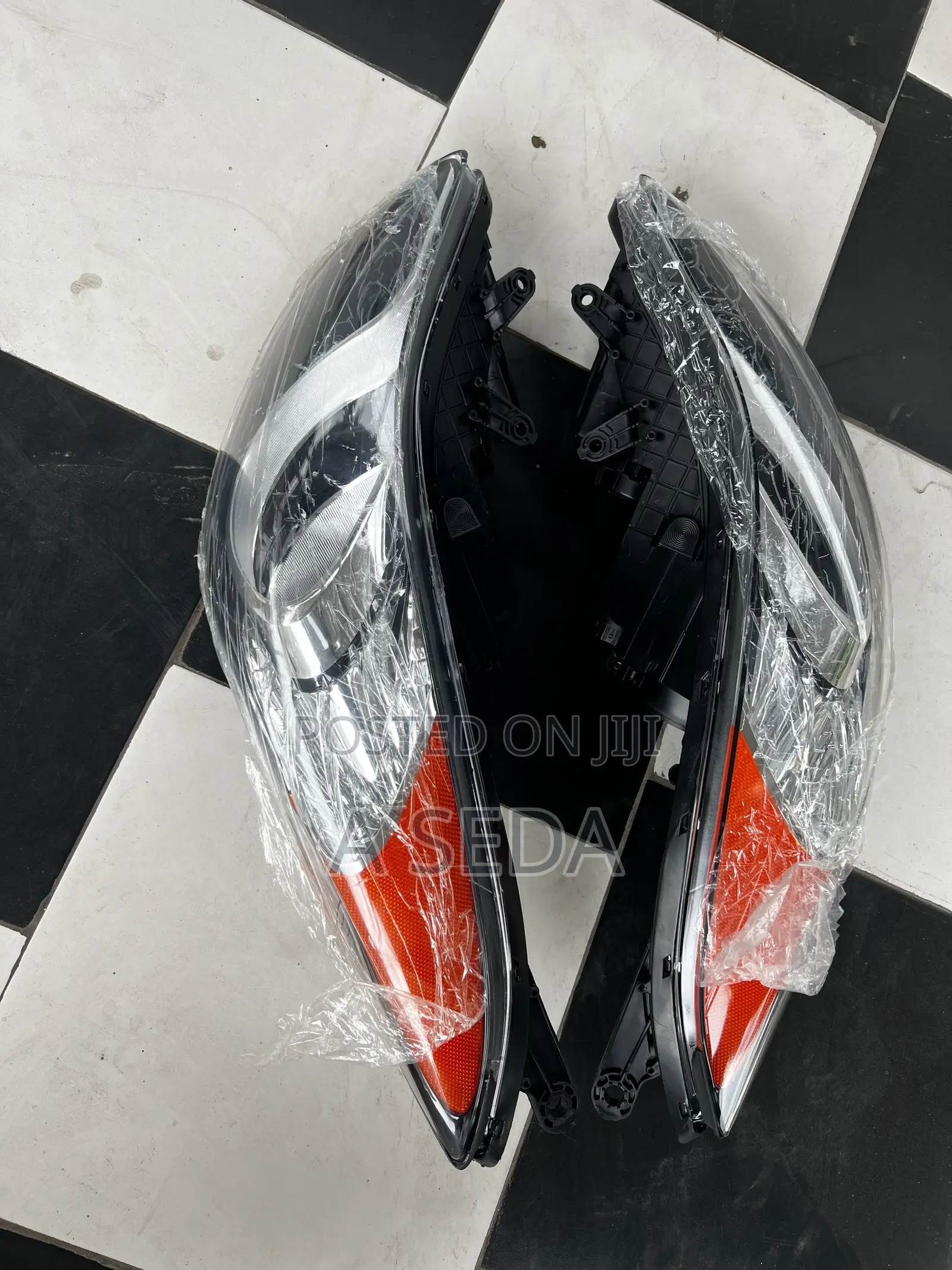 Hyundai eLANTRA Headlights 2011 2012 2013 2014 2015