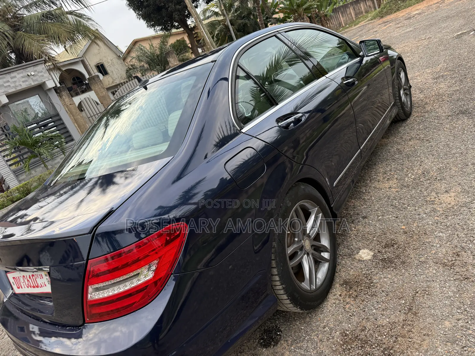 Mercedes-Benz C250 2014 Blue