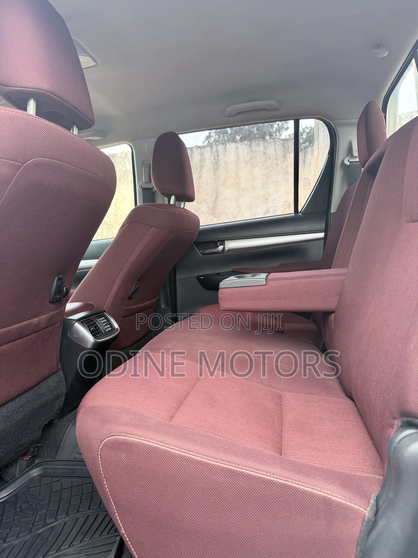 New Toyota Hilux 2024 White