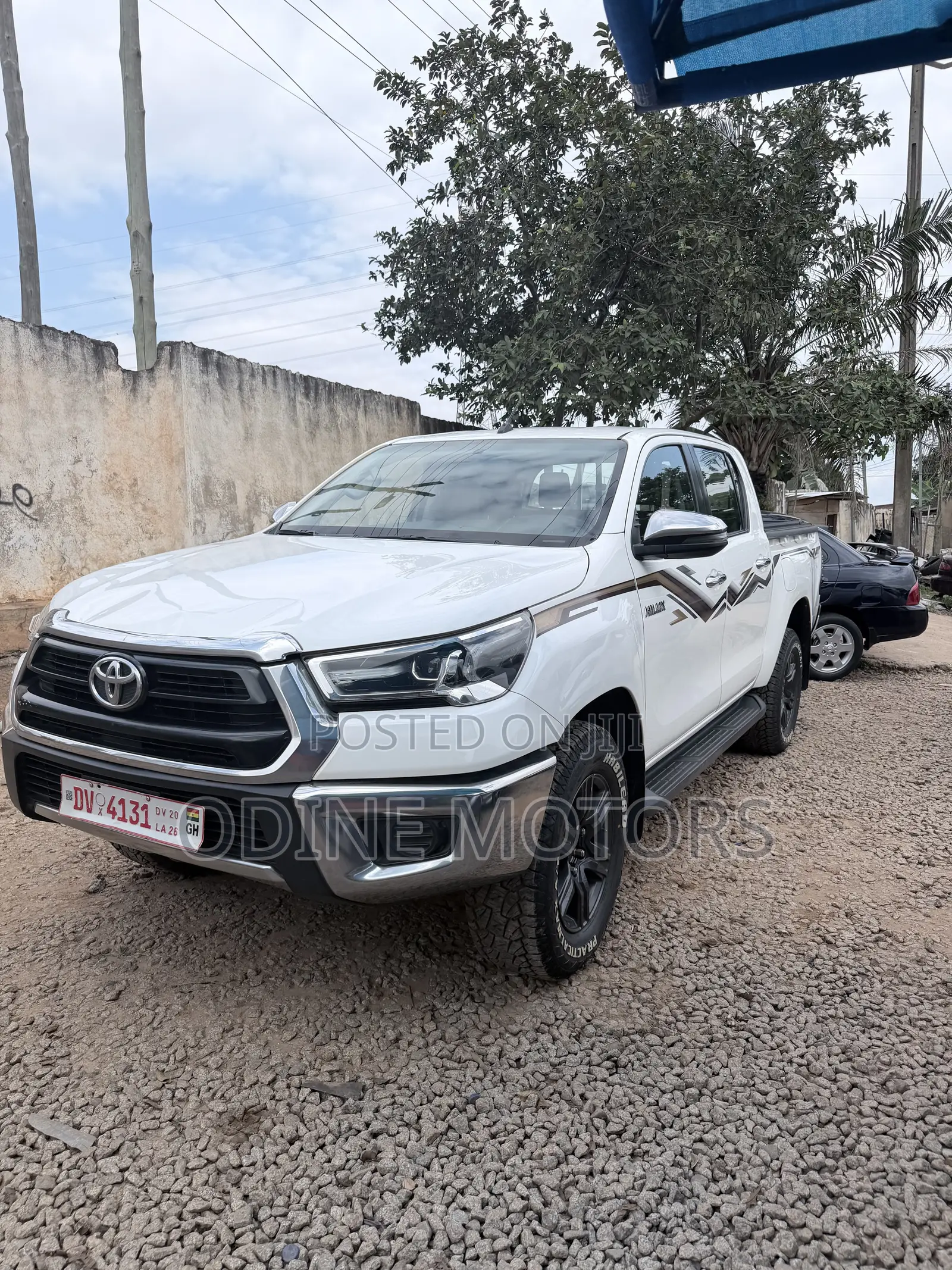 New Toyota Hilux 2024 White