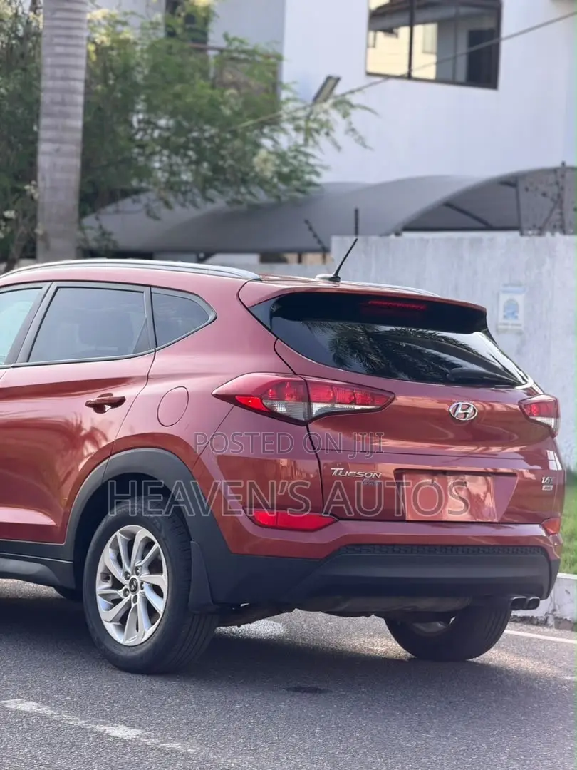 Hyundai Tucson 2016 Red