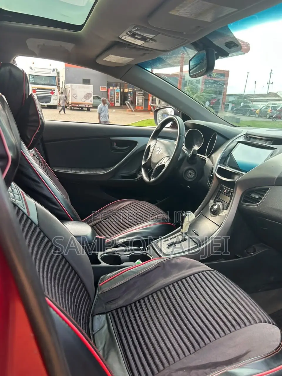 Hyundai Elantra 2013 Red