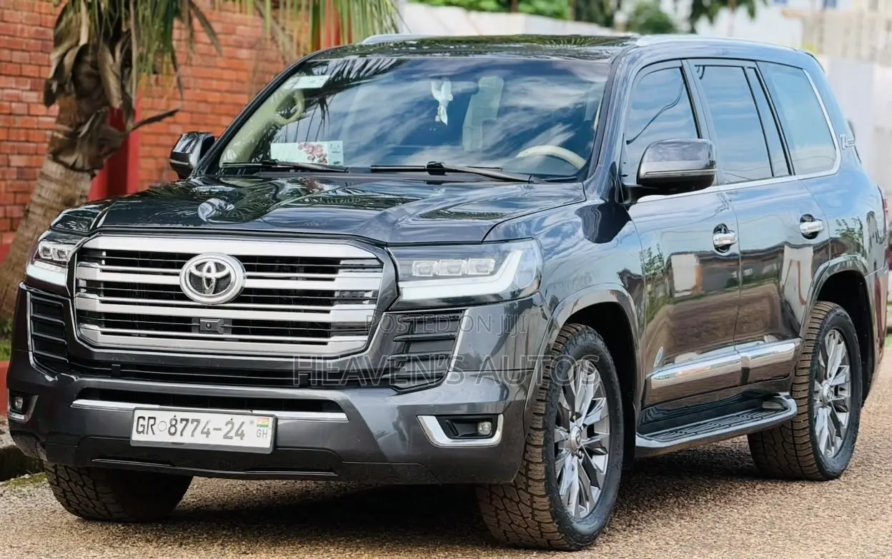 Toyota Land Cruiser 2023 Gray