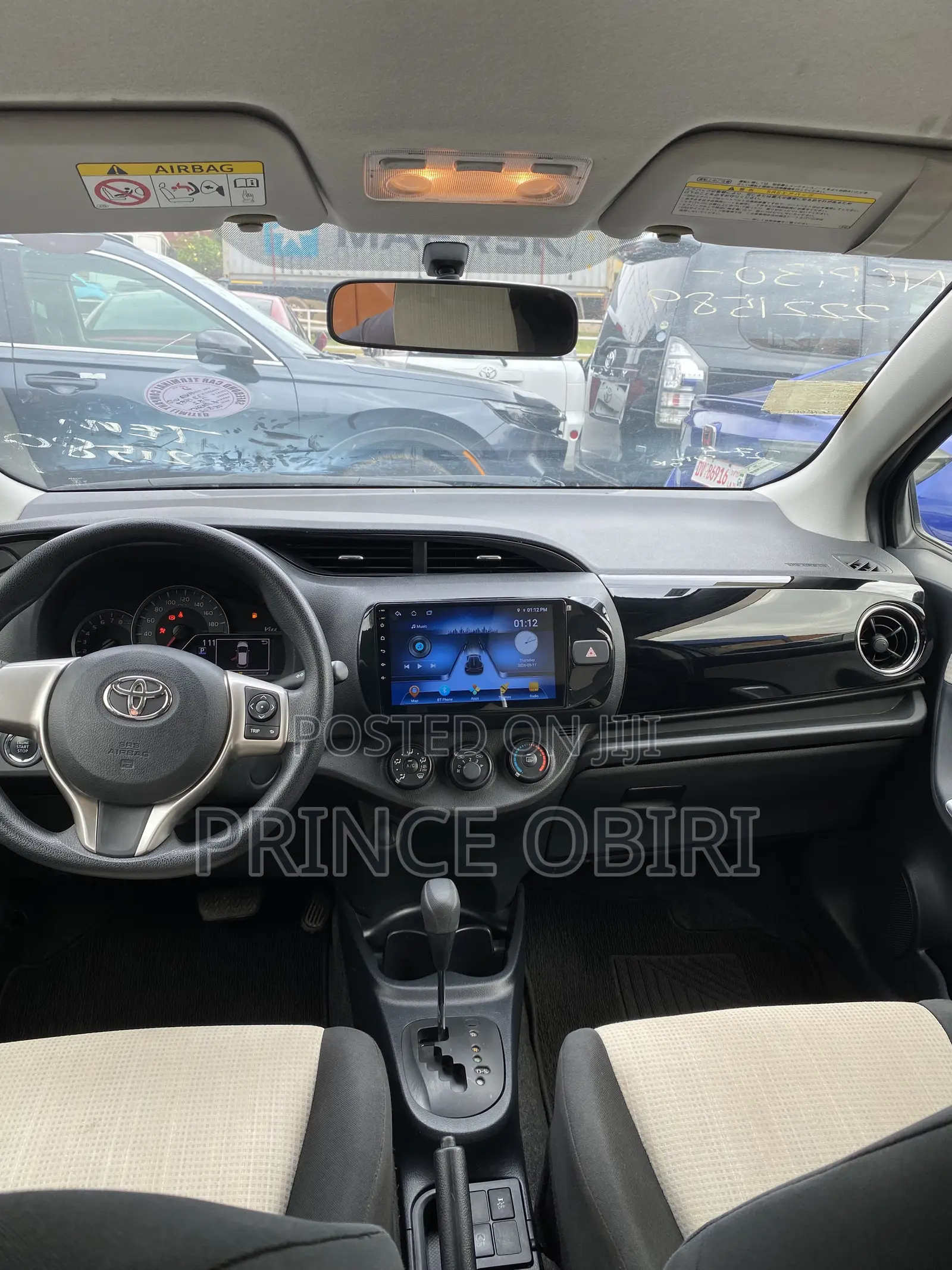 Toyota Vitz 1.3 AWD 5dr 2015 Gray