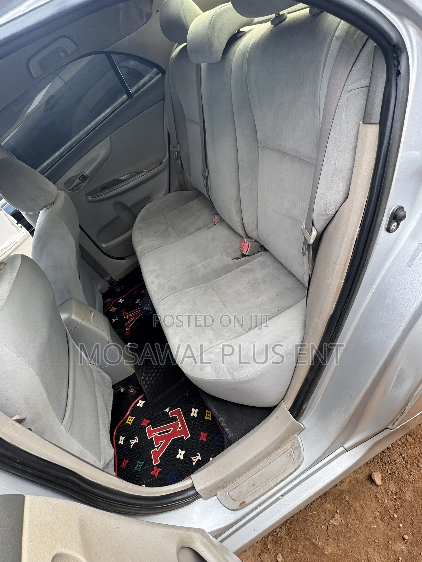 Toyota Corolla S 4dr Sedan (1.8L 4cyl 4A) 2011 Silver