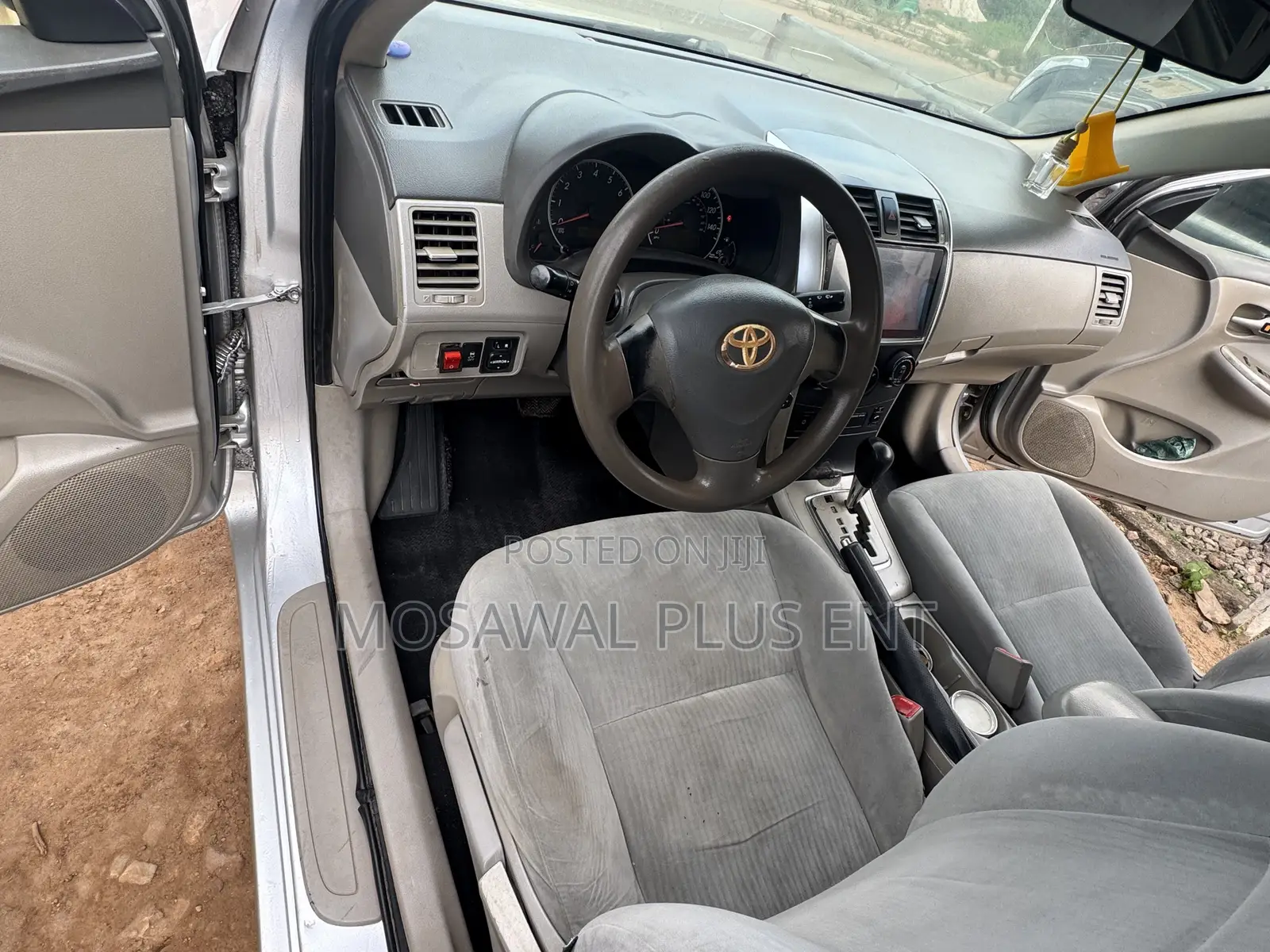 Toyota Corolla S 4dr Sedan (1.8L 4cyl 4A) 2011 Silver