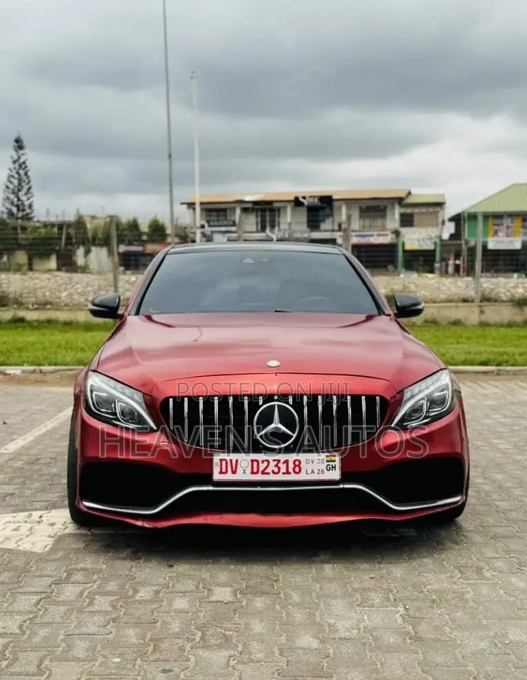 Mercedes-Benz C300 2016 Red