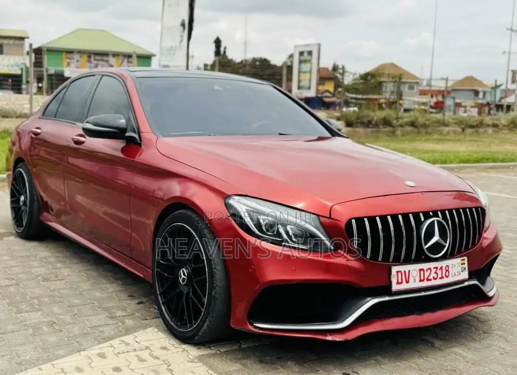 Mercedes-Benz C300 2016 Red