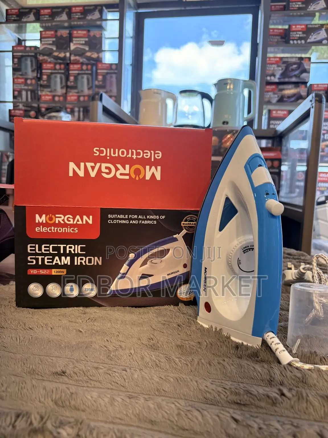 Morgan YD-522 1200W Electric Steam Iron