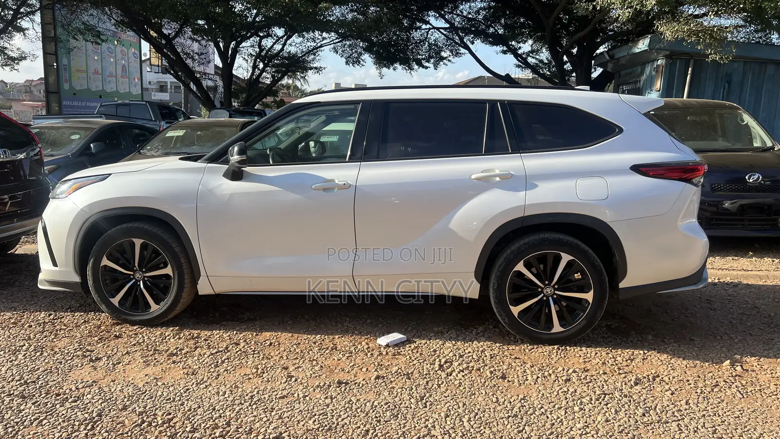 Toyota Highlander XSE 2021 White