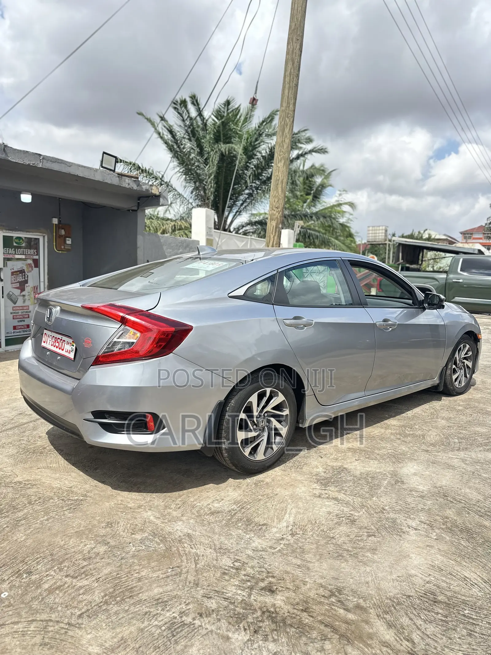 Honda Civic EX-L Sedan 2018 Gray