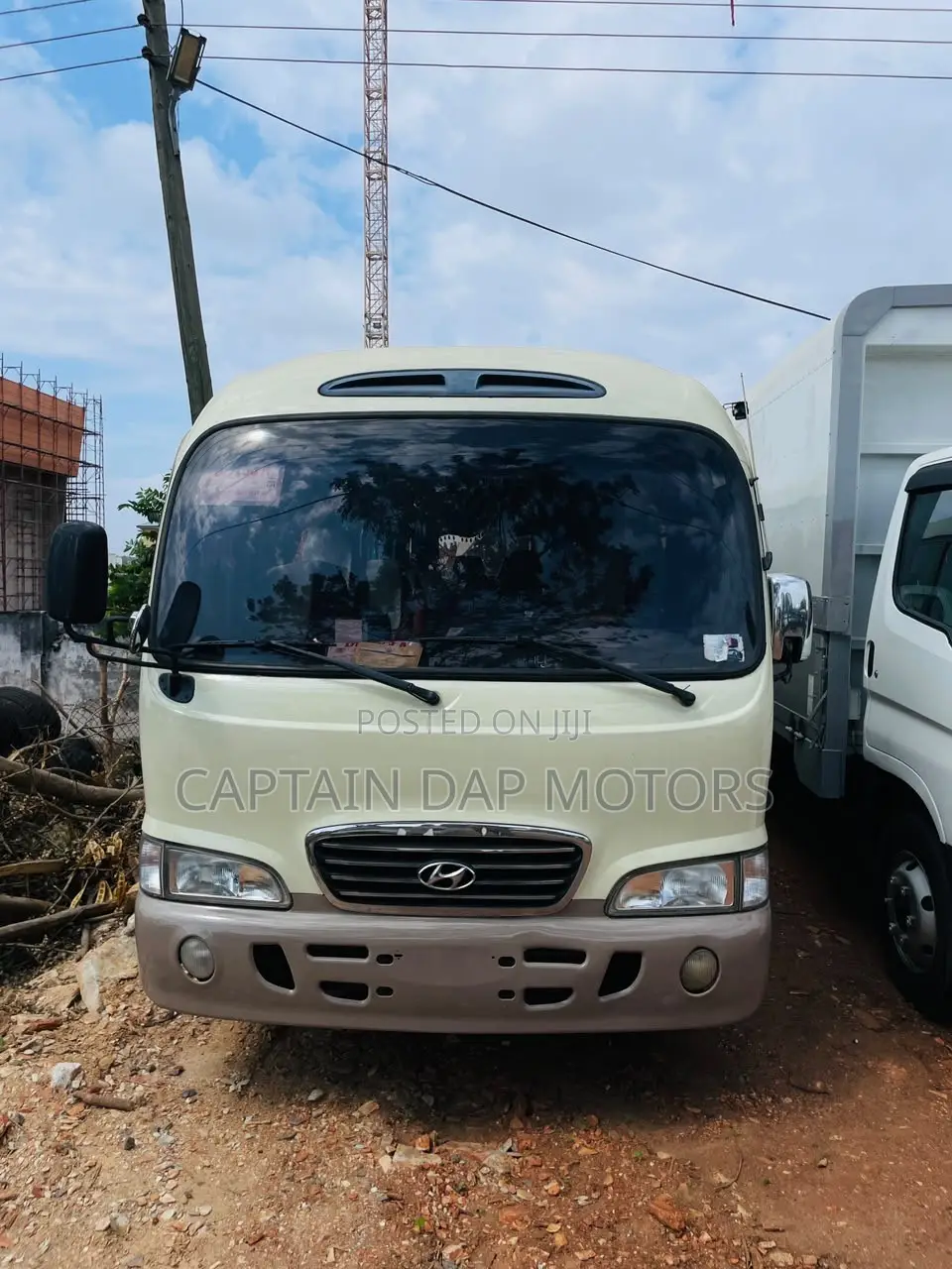 Hyundai County 2016 Brown