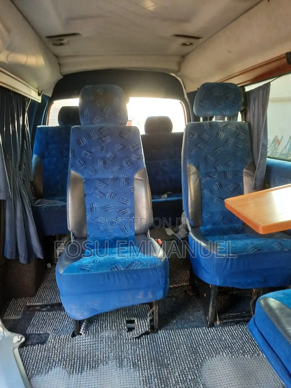 Toyota HiAce 2010 Silver