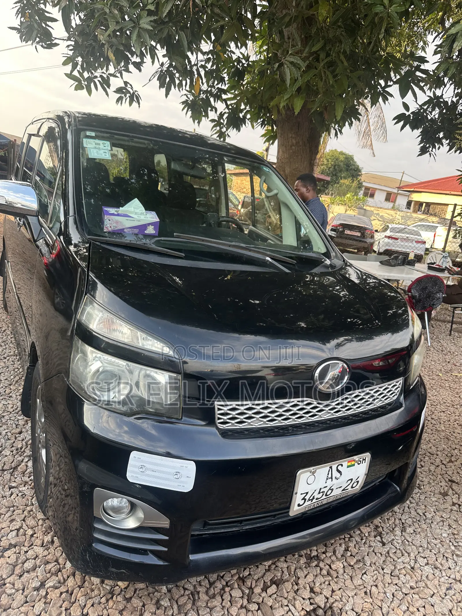 Toyota Voxy V 2WD 8-Seater 2013 Black