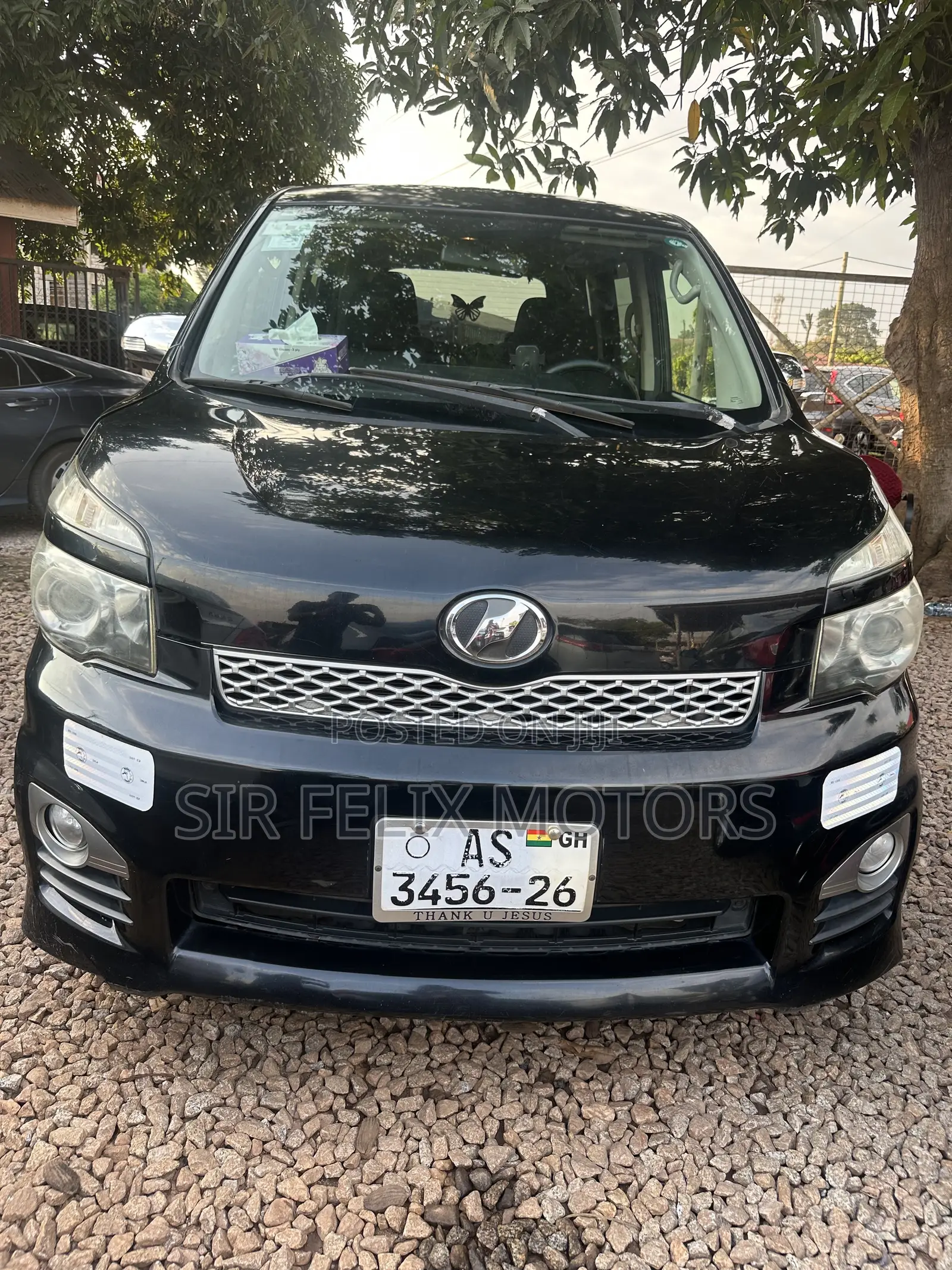 Toyota Voxy V 2WD 8-Seater 2013 Black