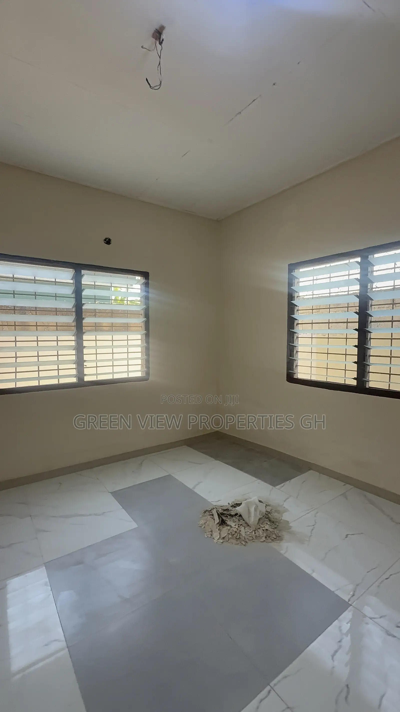 1bdrm Room & Parlour in West Hills Mall Area for rent