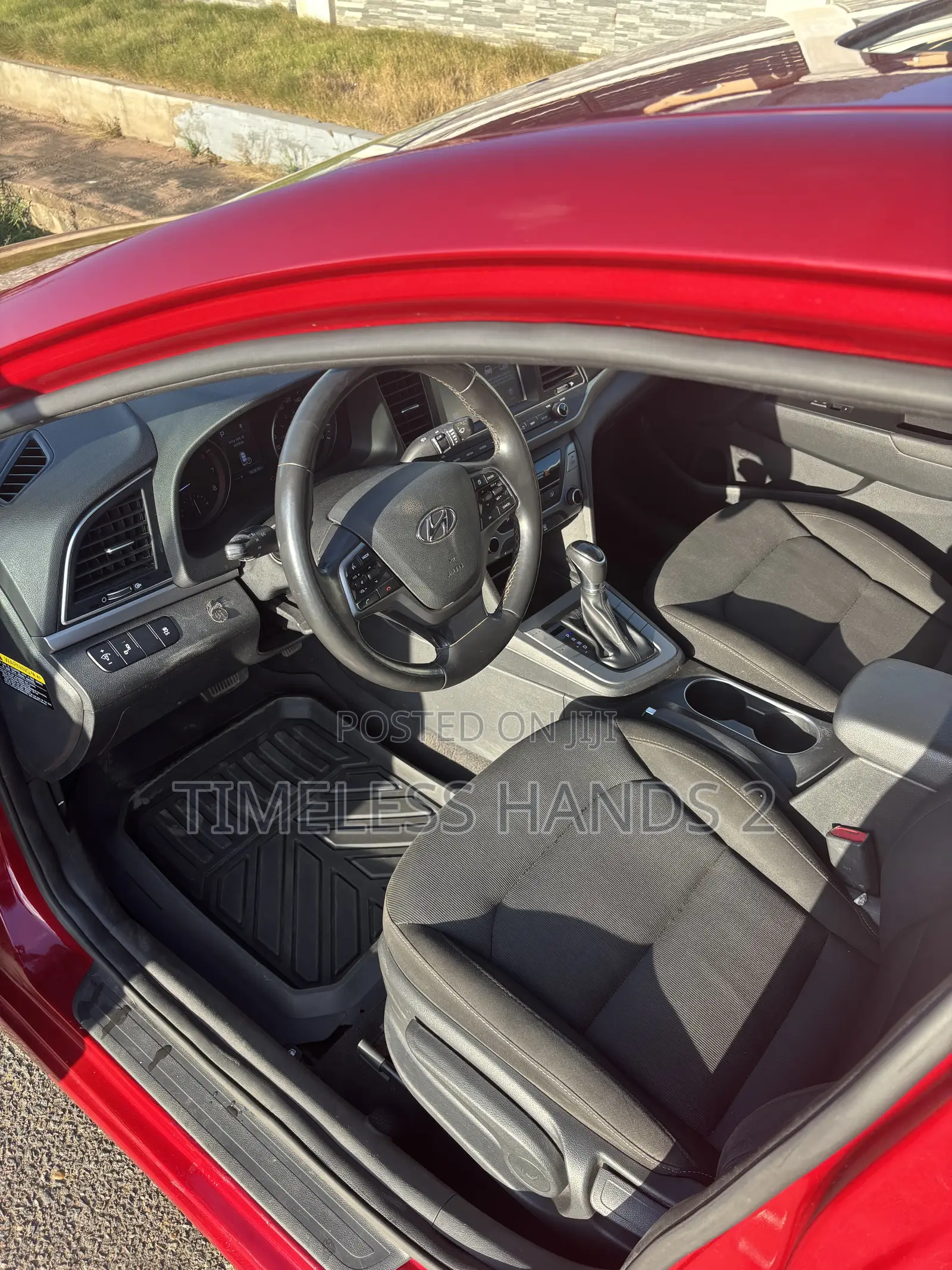 Hyundai Elantra SE 2018 Red