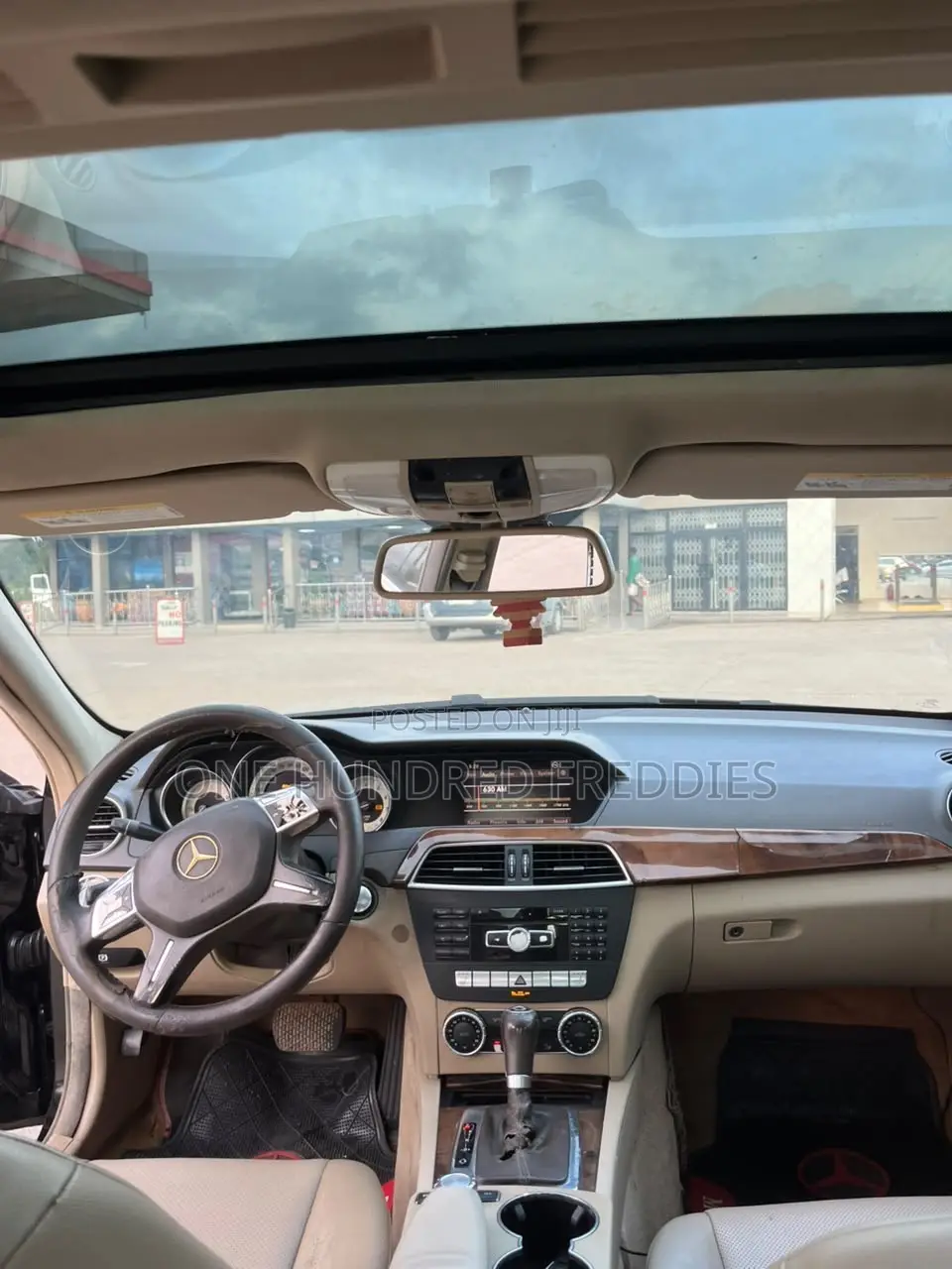 Mercedes-Benz C250 2013 Black
