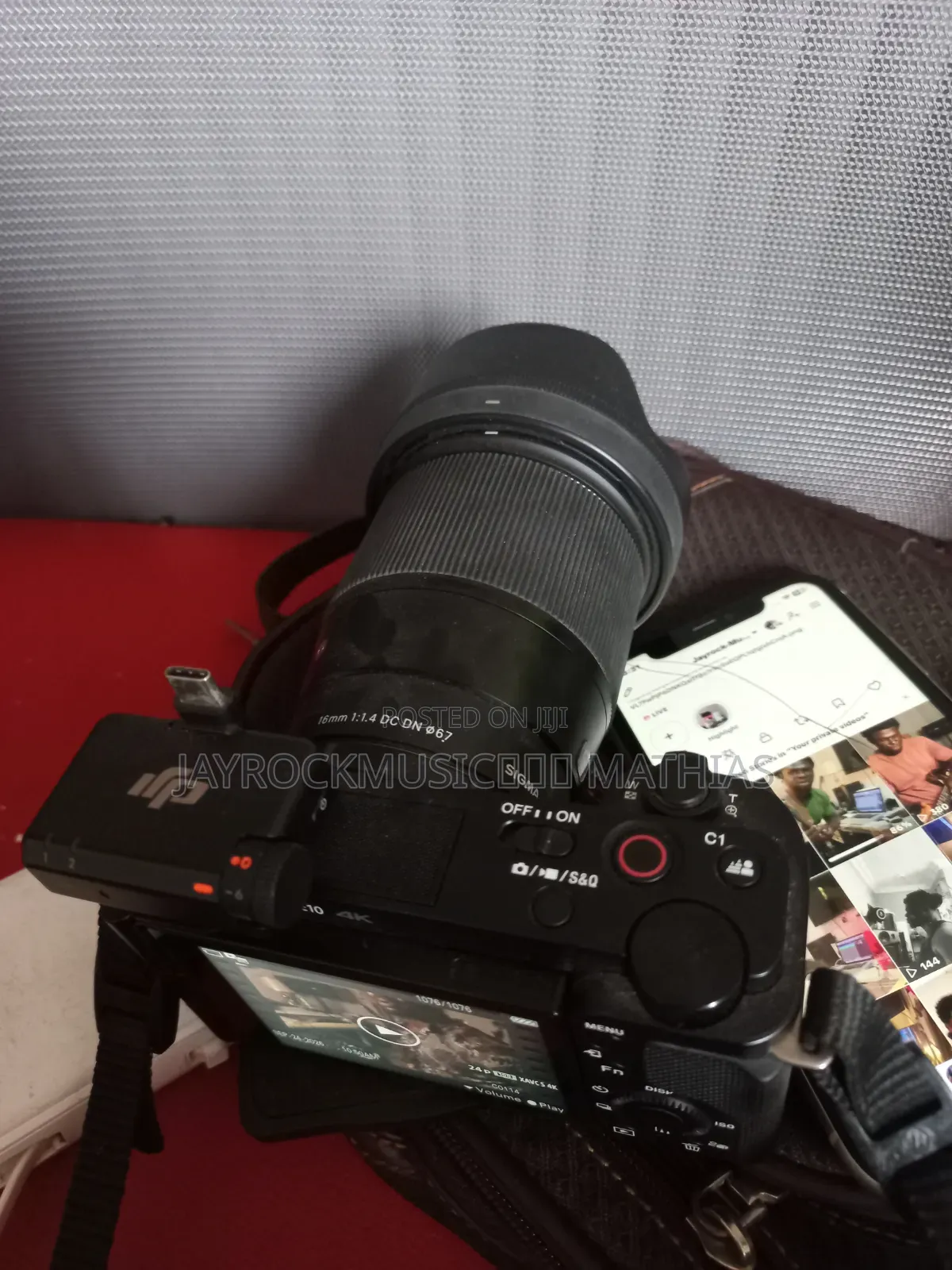 Sony Zv-E10 Camera With Kit Lens