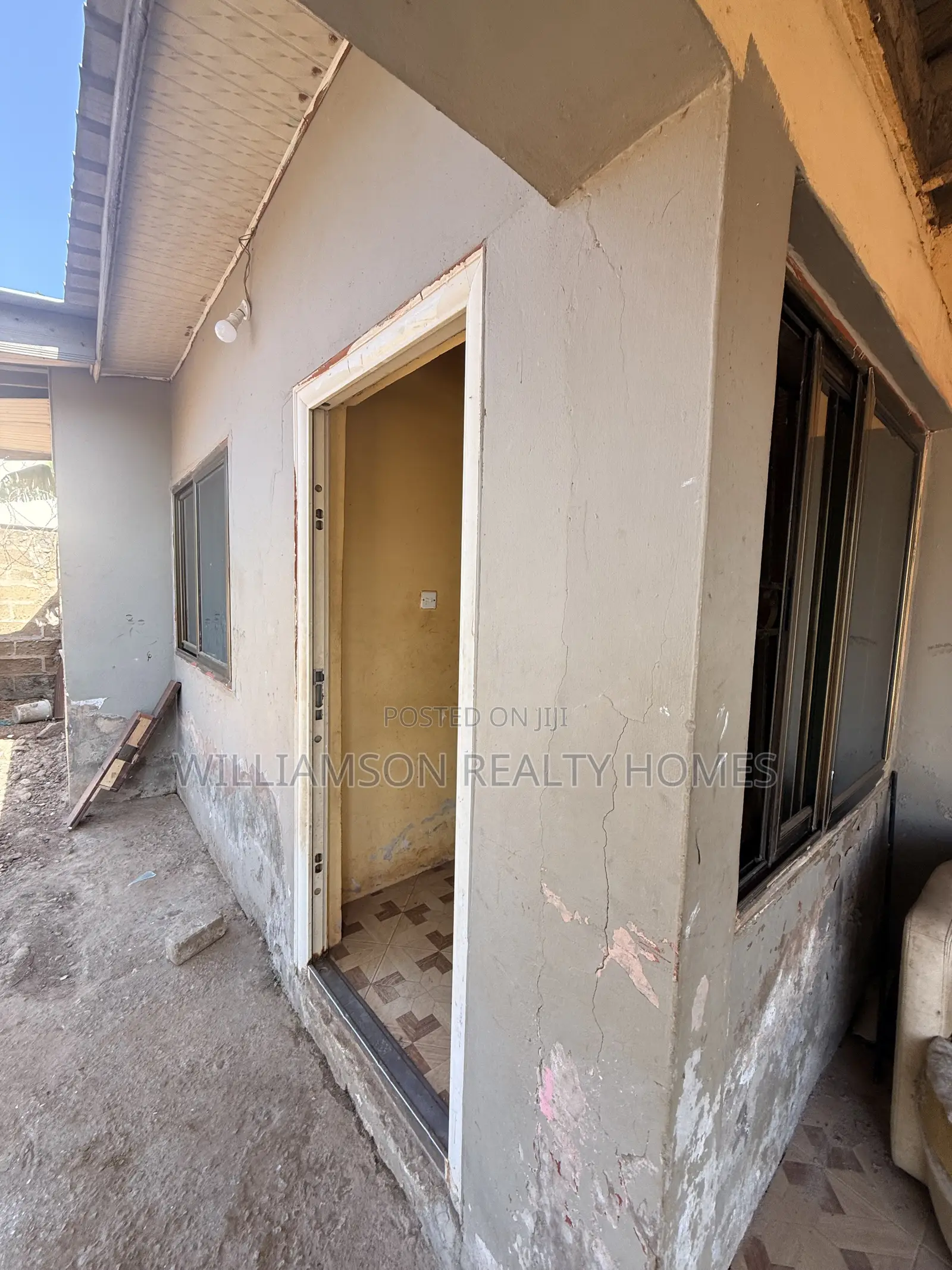 1bdrm Apartment in Kotobabi Area, Spintex for rent