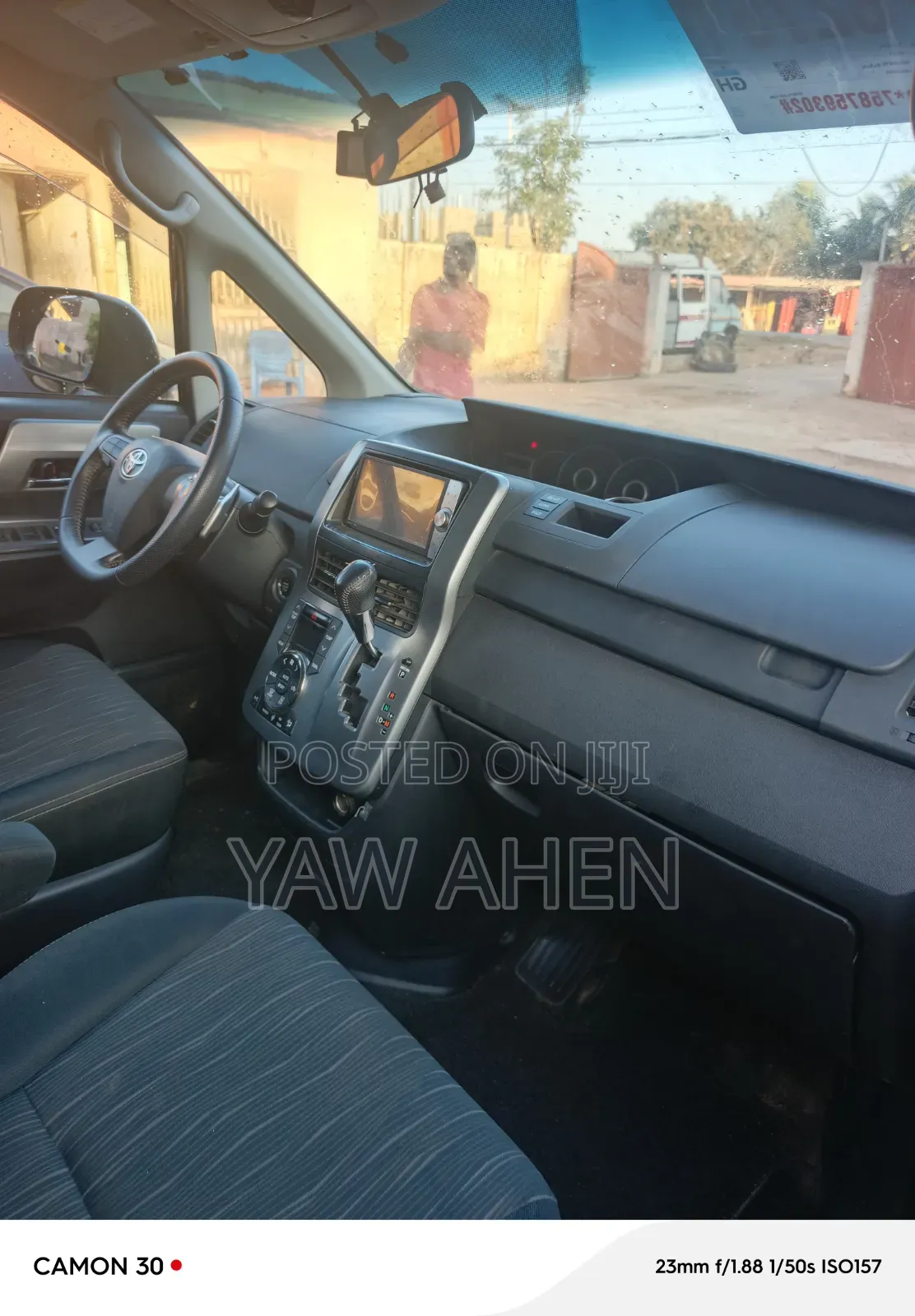 Toyota Voxy 2013 Gray