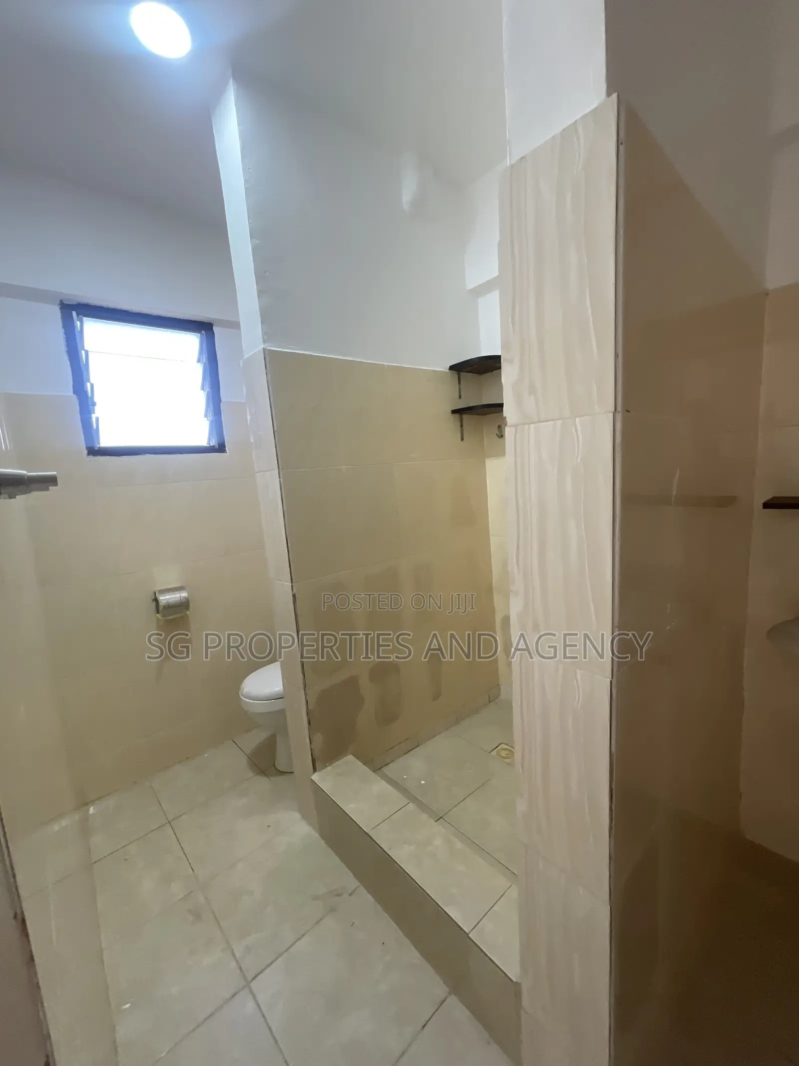 1bdrm Block of Flats in Borteyman Flats, Accra Metropolitan for rent