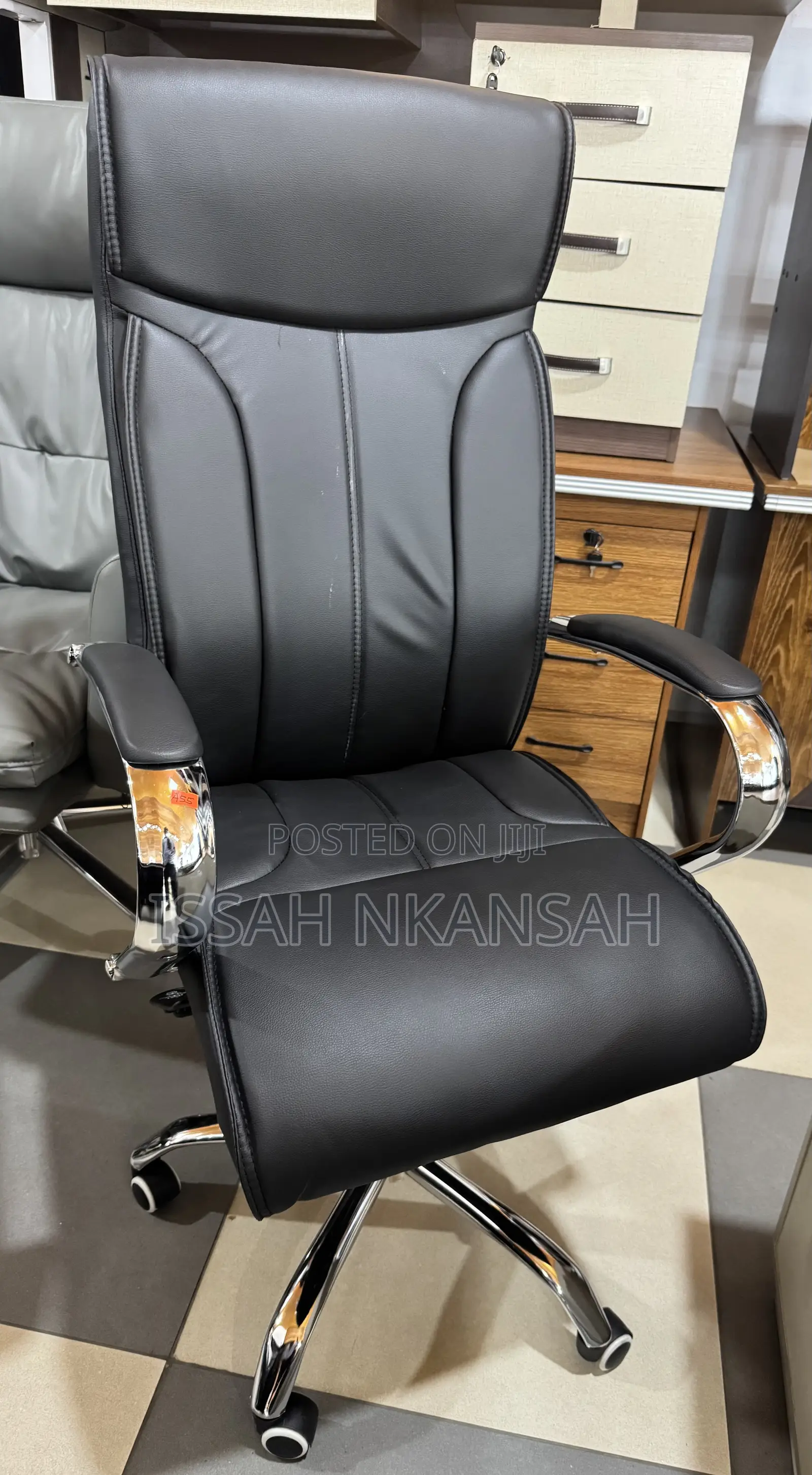 EXECUTIVE Black Leather Office Chair