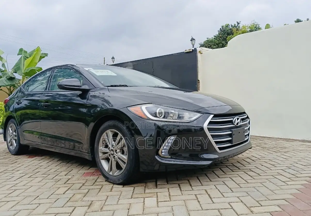 Hyundai Elantra 2018 Black