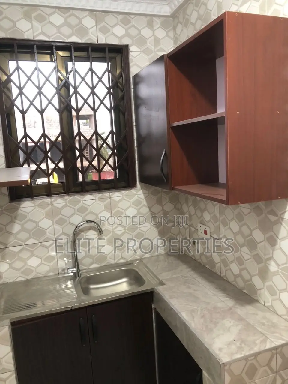 1bdrm Apartment in Opps West China Mall, Dawhenya for rent