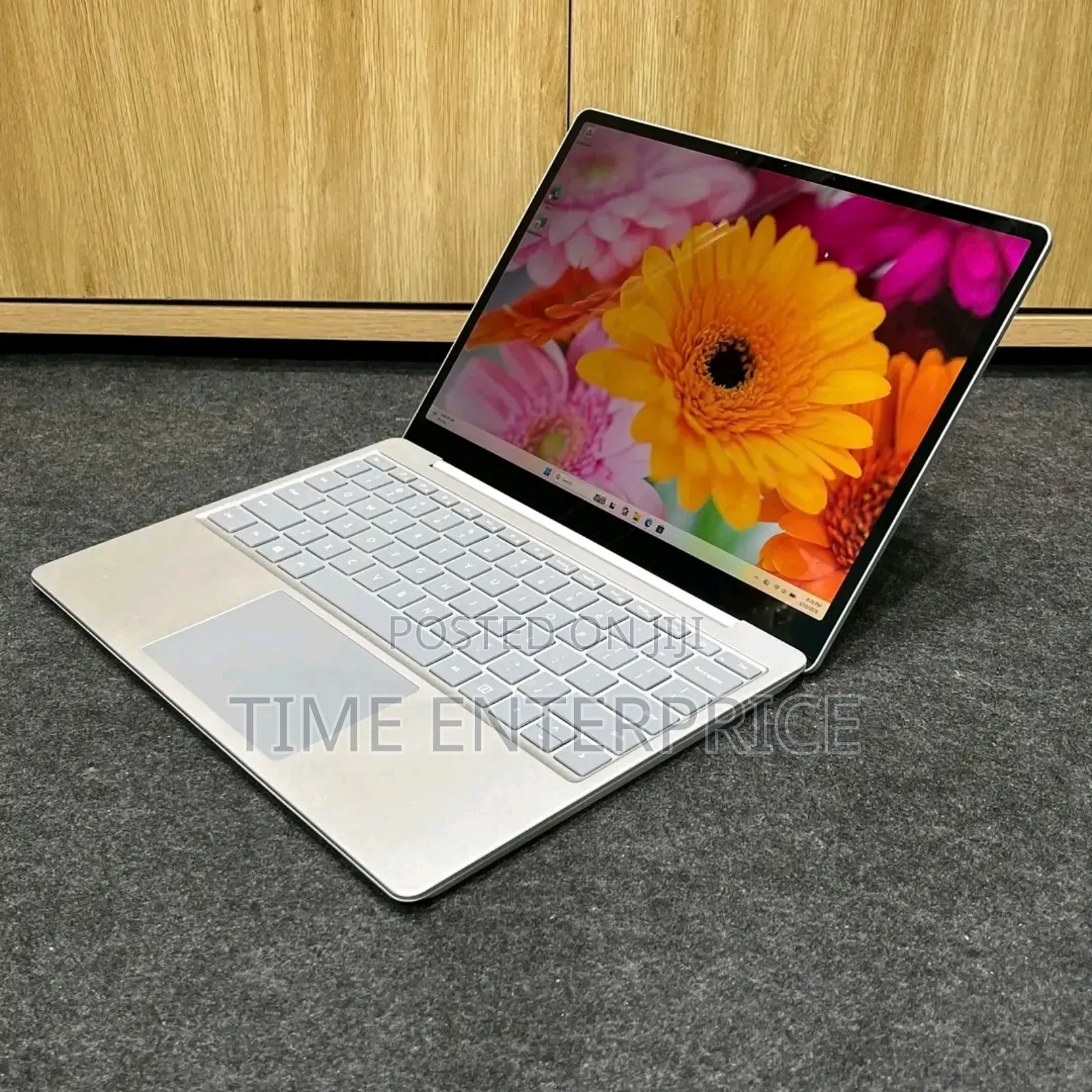 Laptop Microsoft Surface Laptop 8GB Intel Core i5 SSD 256GB