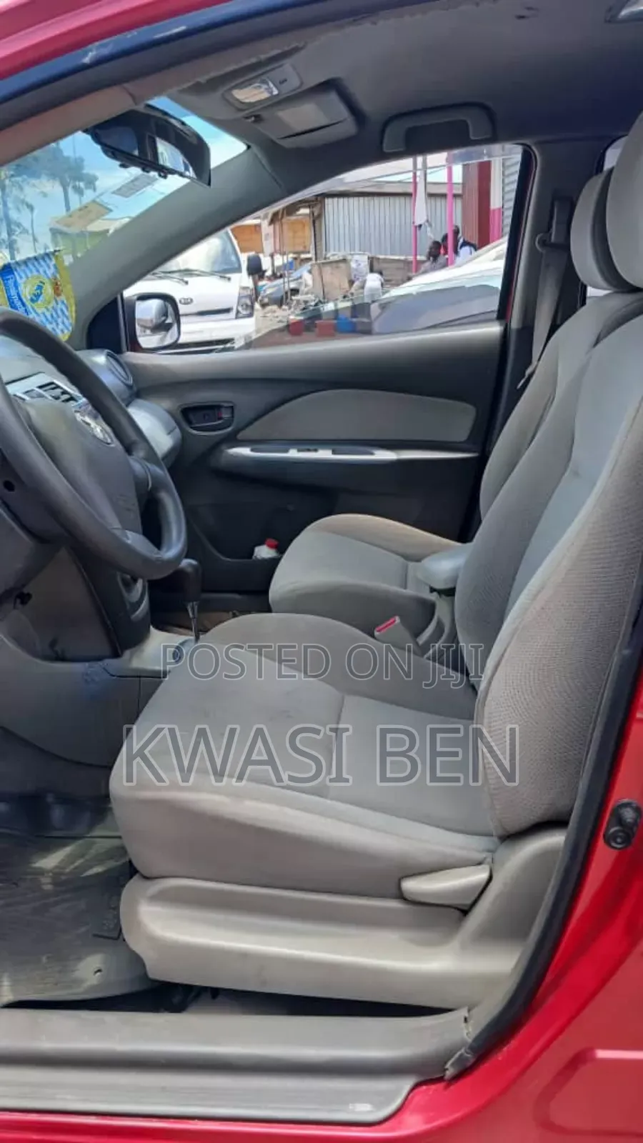 Toyota Belta 2010 Red