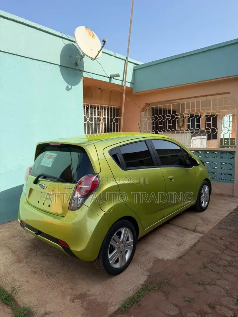 Chevrolet Spark 2015 Green