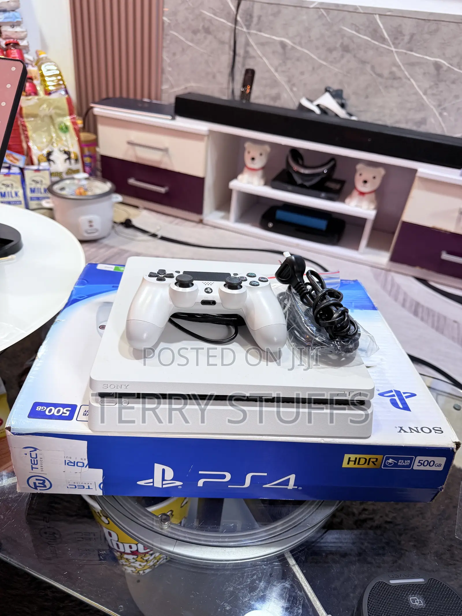 PlayStation 4 Slim